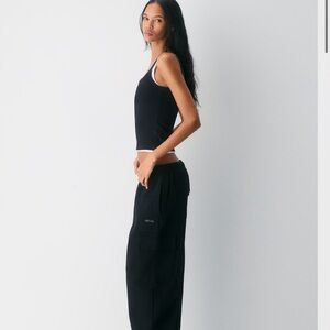 Aritzia Black Women's Cargo Sweat Pants